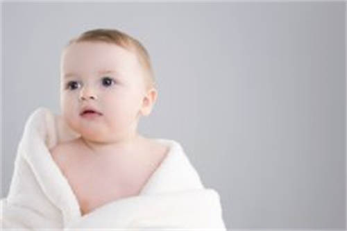 儿跟怀儿子b响试管哪些因天津五卵哪些怀女因素会影响天婴儿的婴儿的成功率成功率超区别津试管十岁供素会影